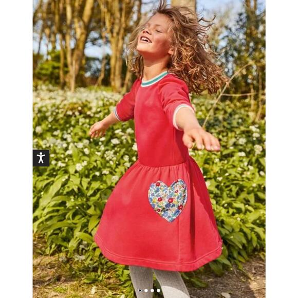 Boden Red Floral Heart Pocket Sweatshirt Dress Size 4/5 EUC - Picture 1 of 6